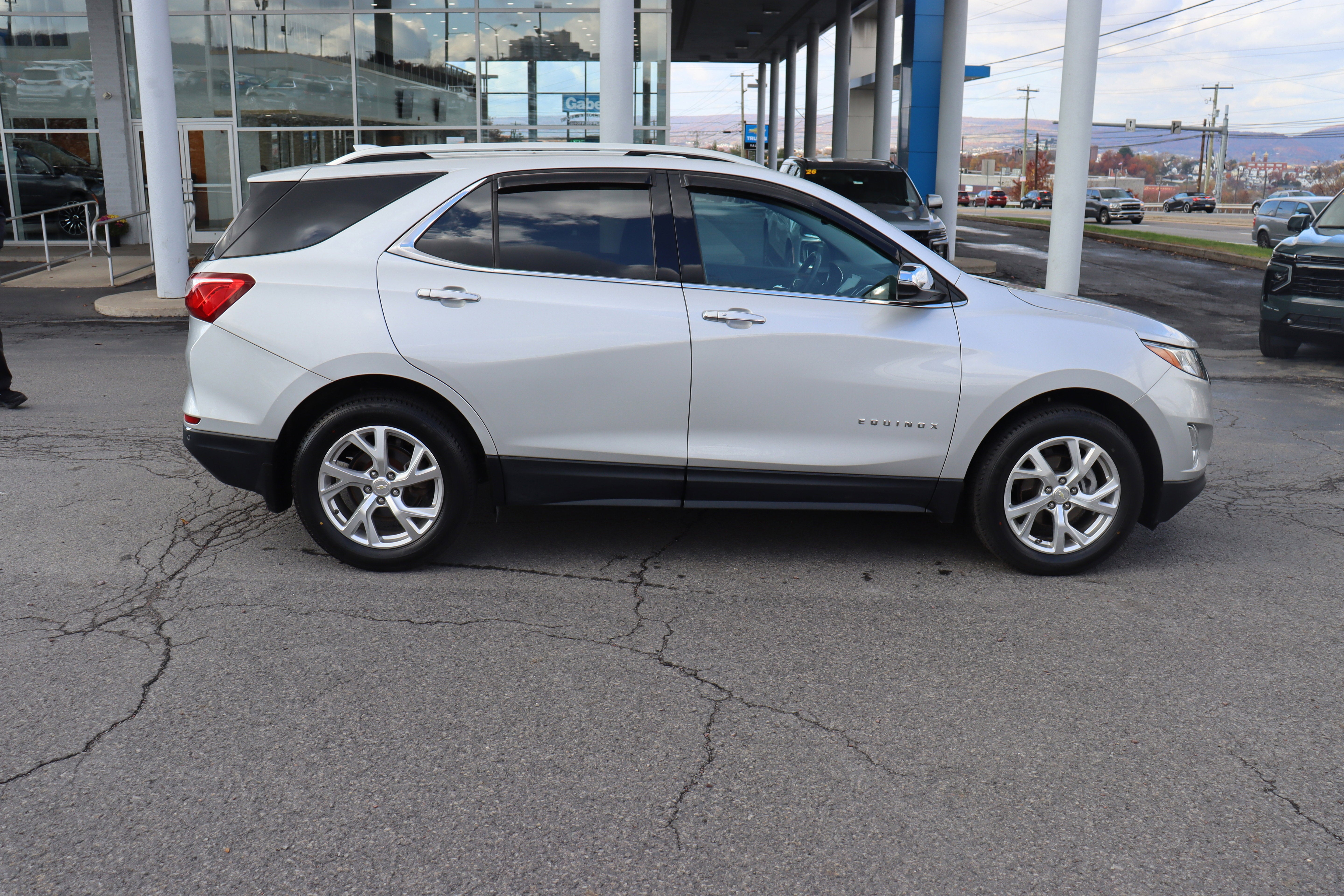2020 Chevrolet Equinox Premier