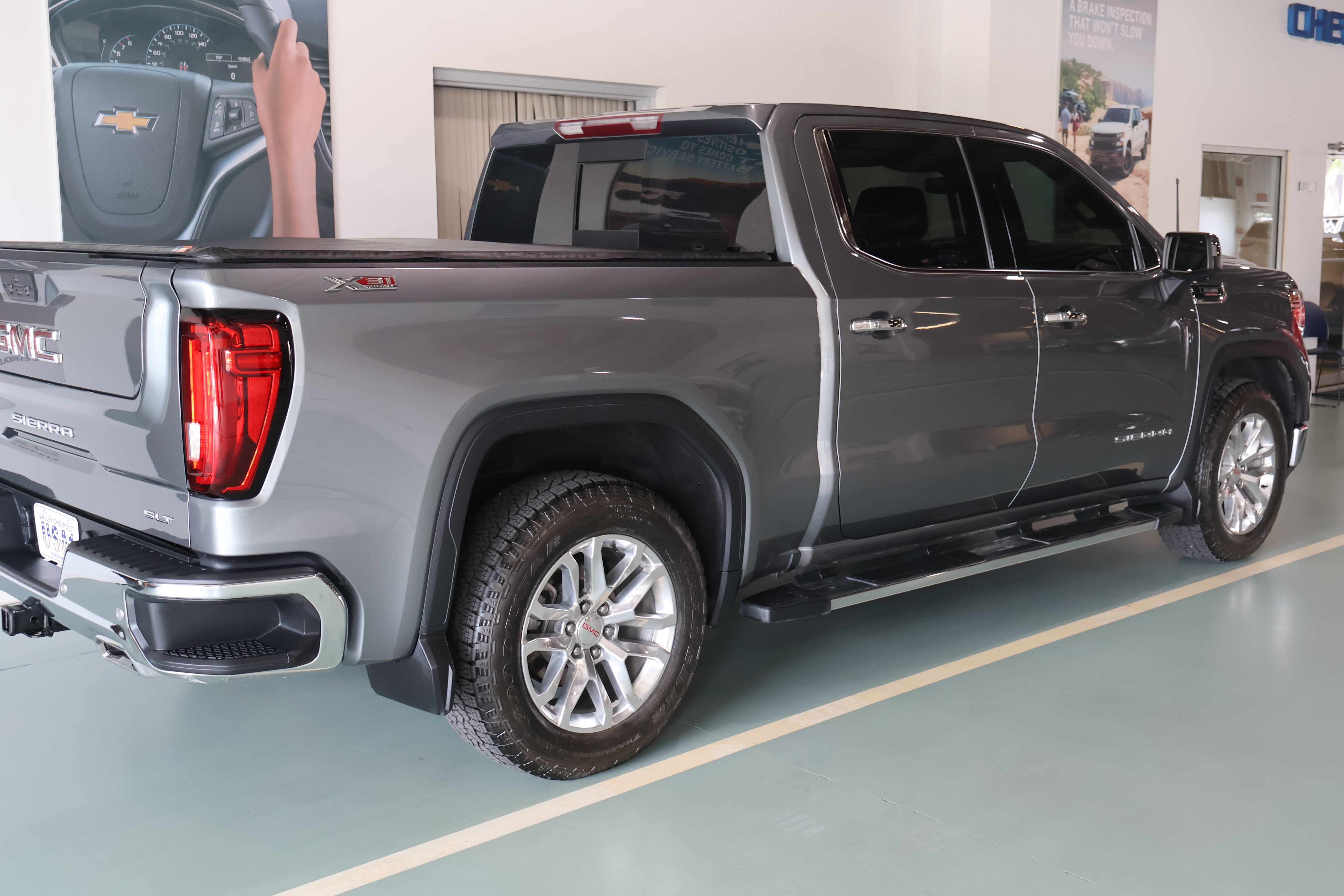 2020 GMC Sierra 1500 SLT