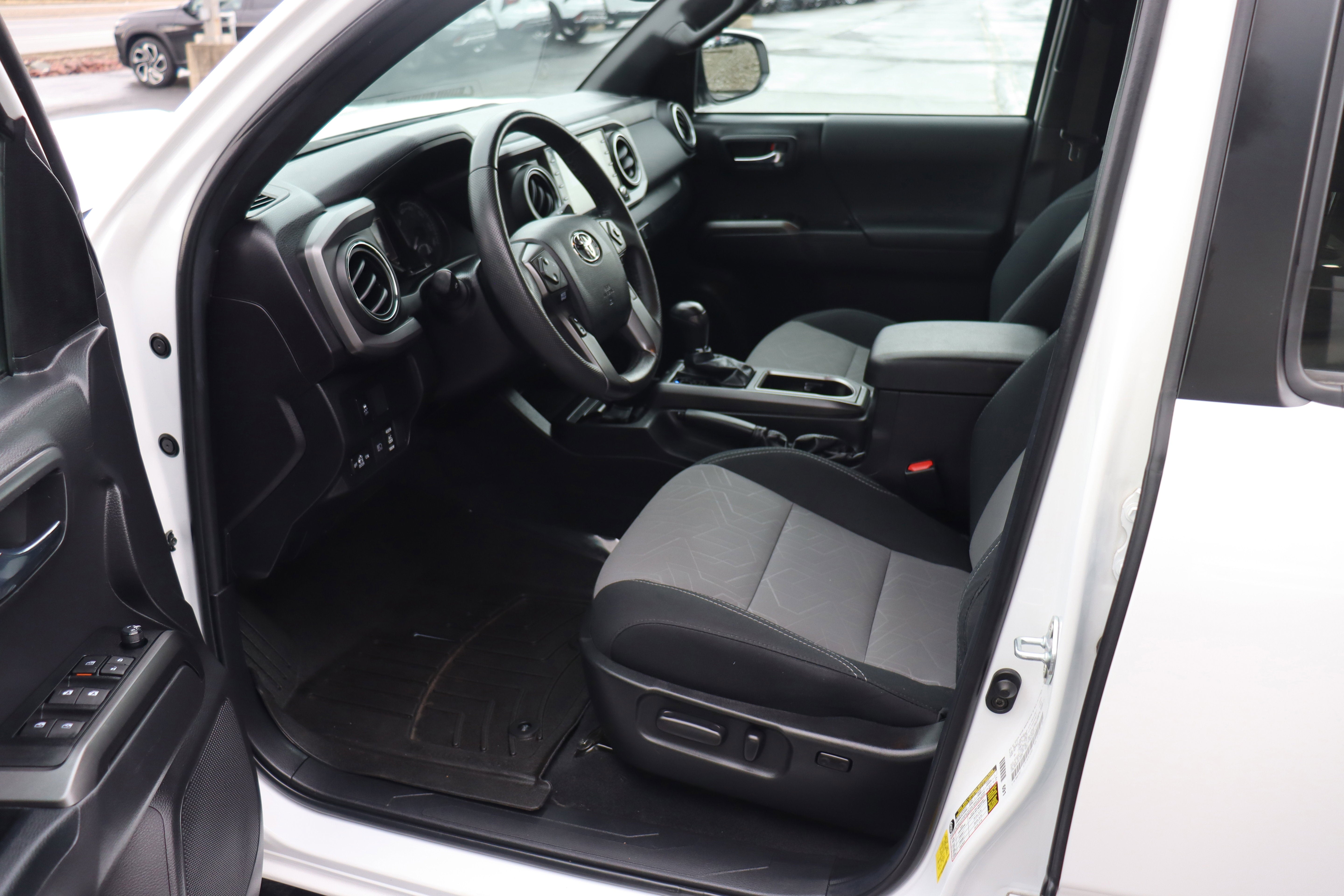 2023 Toyota Tacoma 4WD SR5