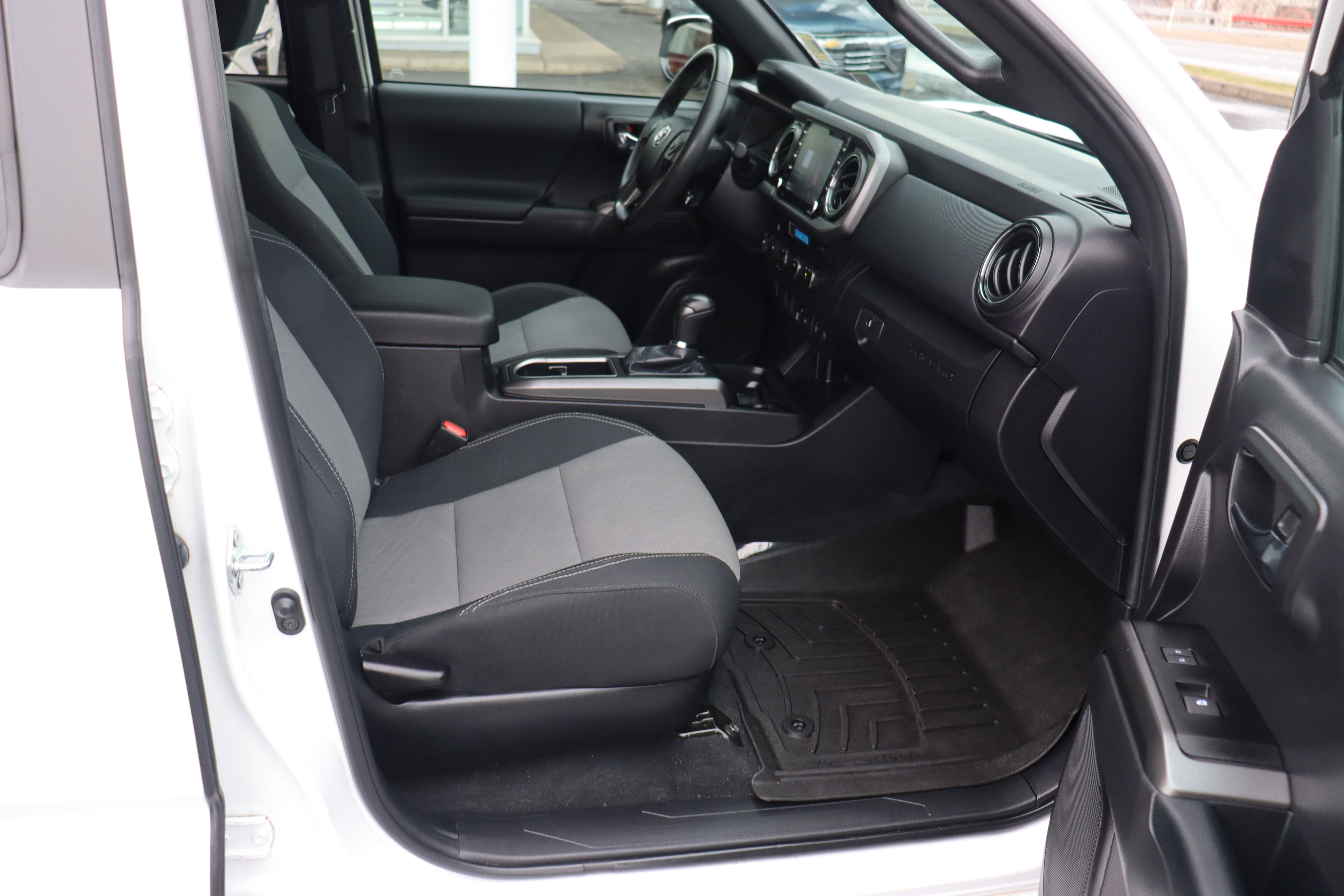 2023 Toyota Tacoma 4WD SR5