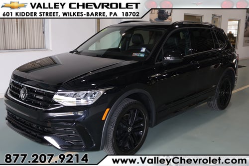 2022 Volkswagen Tiguan SE R-Line Black