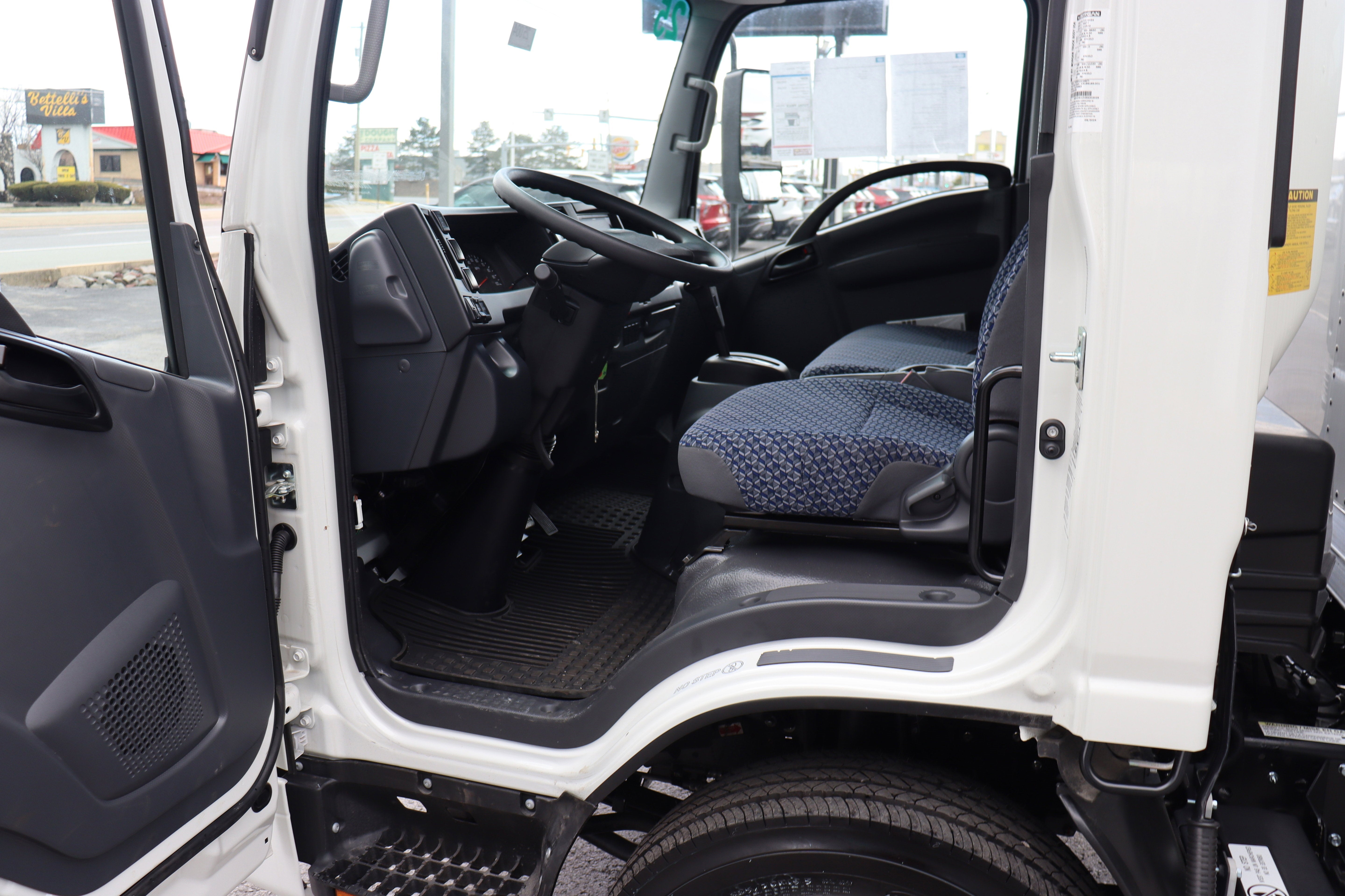 2025 Chevrolet Low Cab Forward 4500 NA