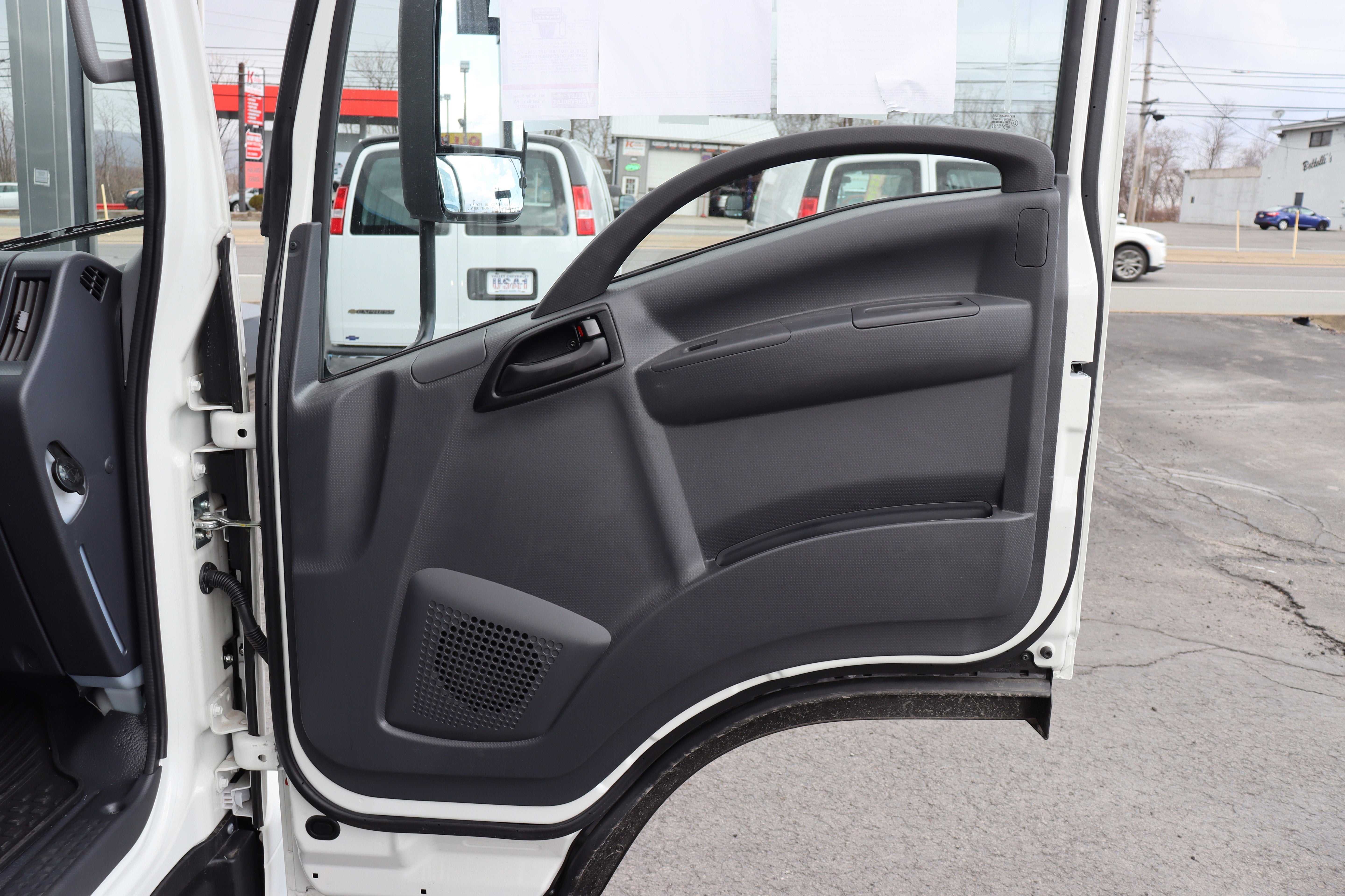 2025 Chevrolet Low Cab Forward 4500 NA