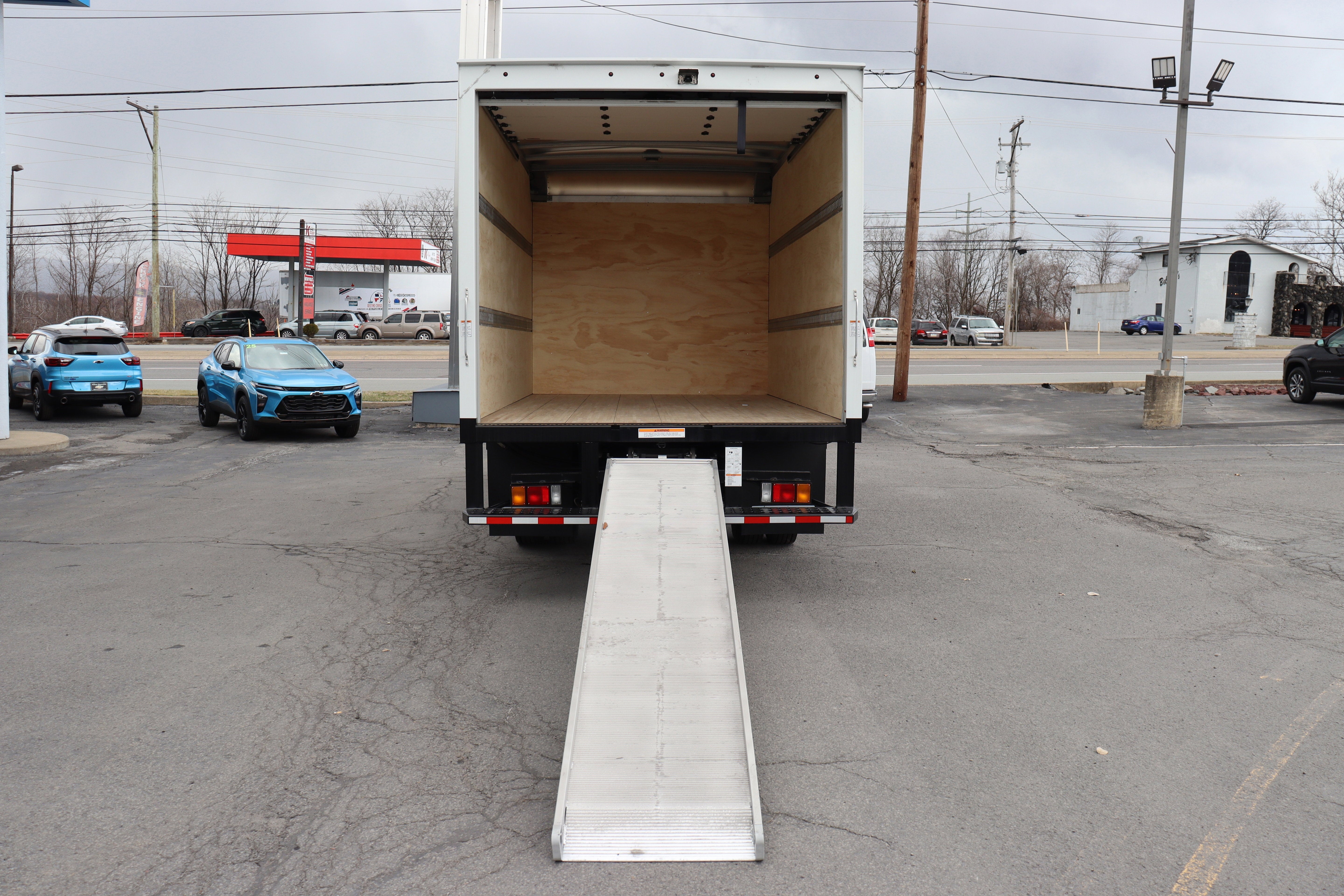 2025 Chevrolet Low Cab Forward 4500 NA