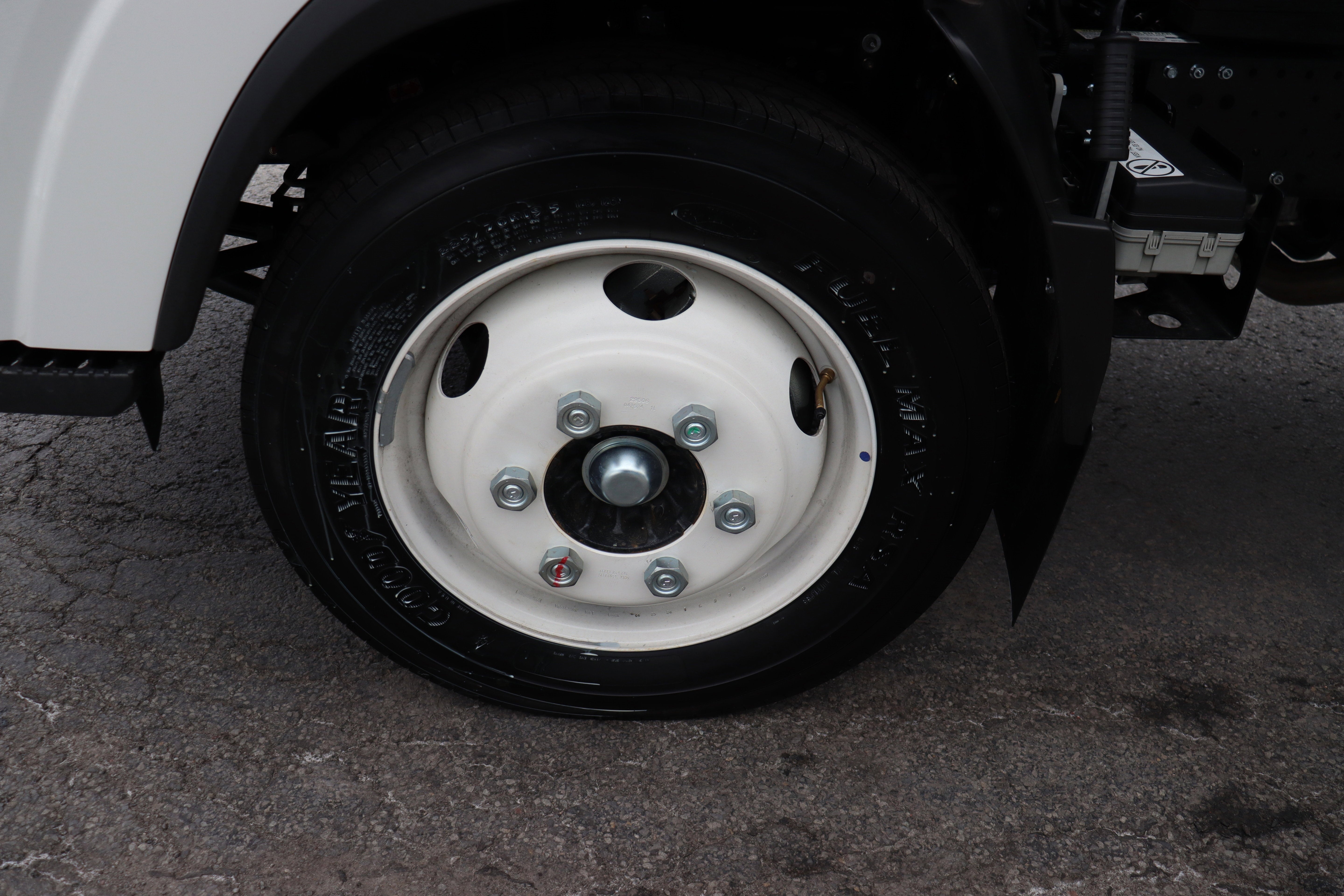 2025 Chevrolet Low Cab Forward 4500 NA