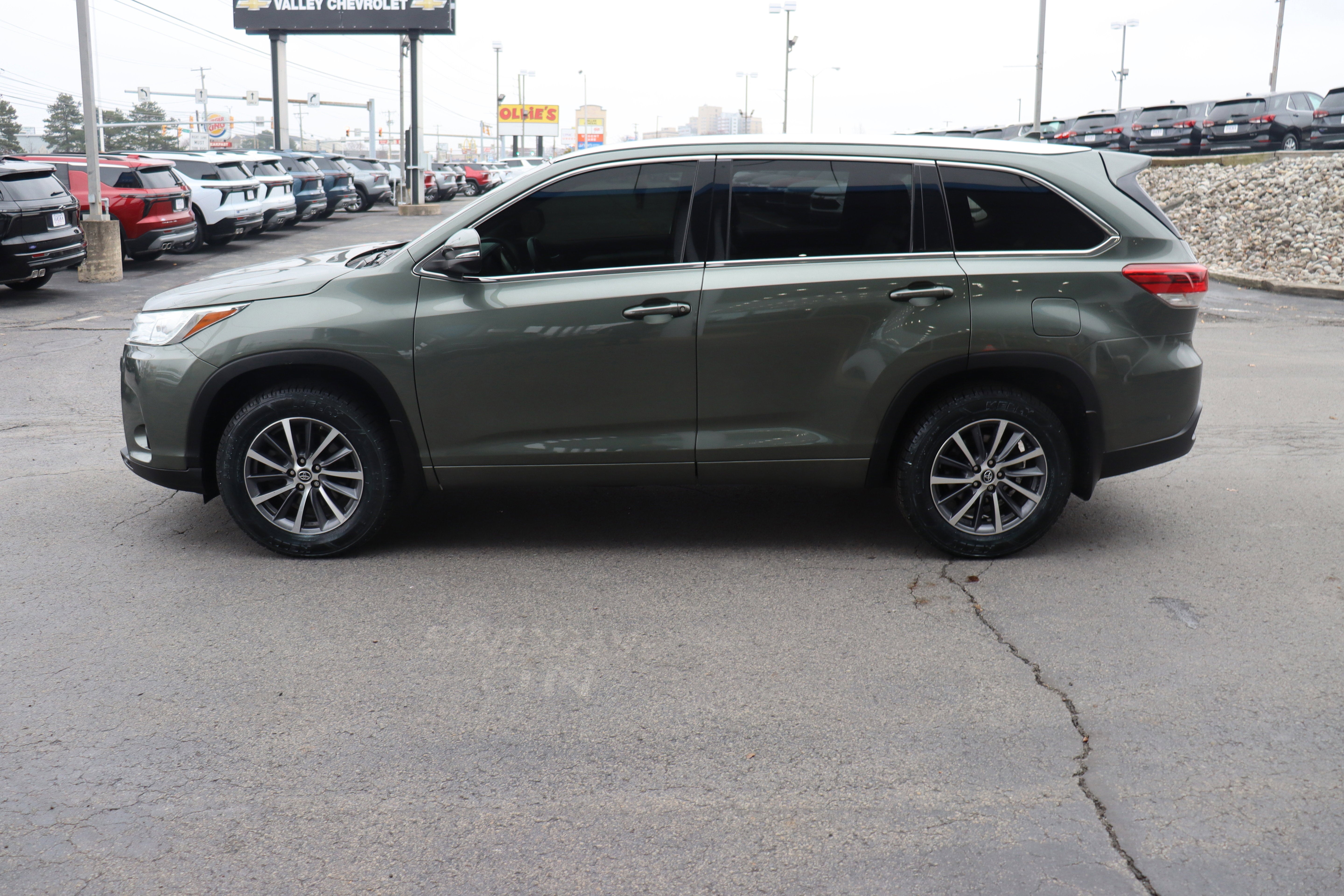 2018 Toyota Highlander SE