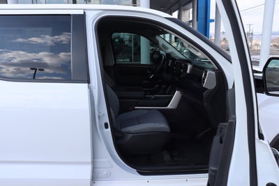 2024 Toyota Tundra 4WD SR5