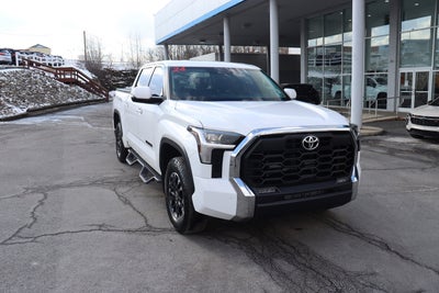2024 Toyota Tundra 4WD SR5