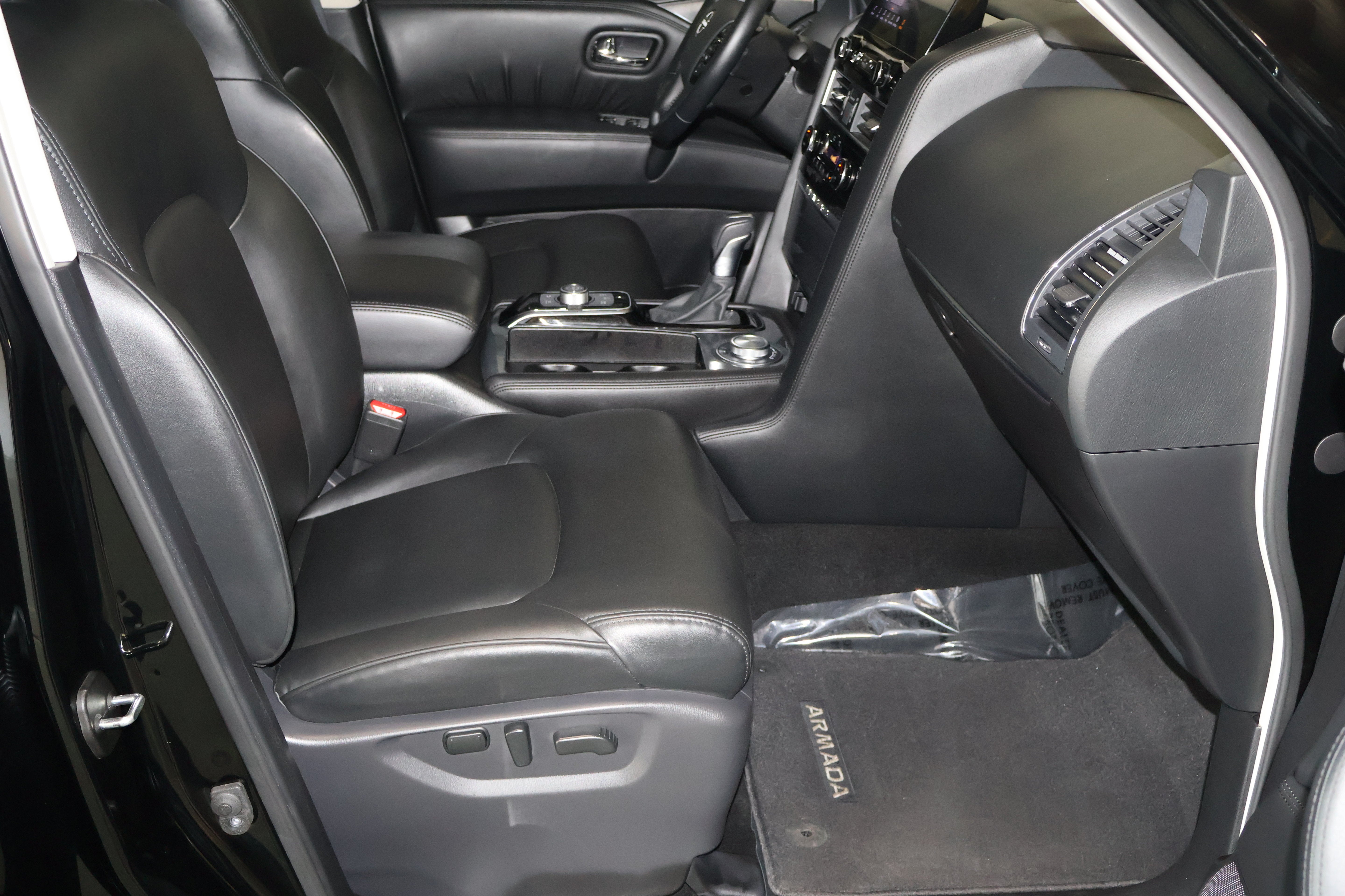 2024 Nissan Armada SV 4WD