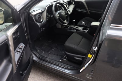 2018 Toyota RAV4 Hybrid LE Plus