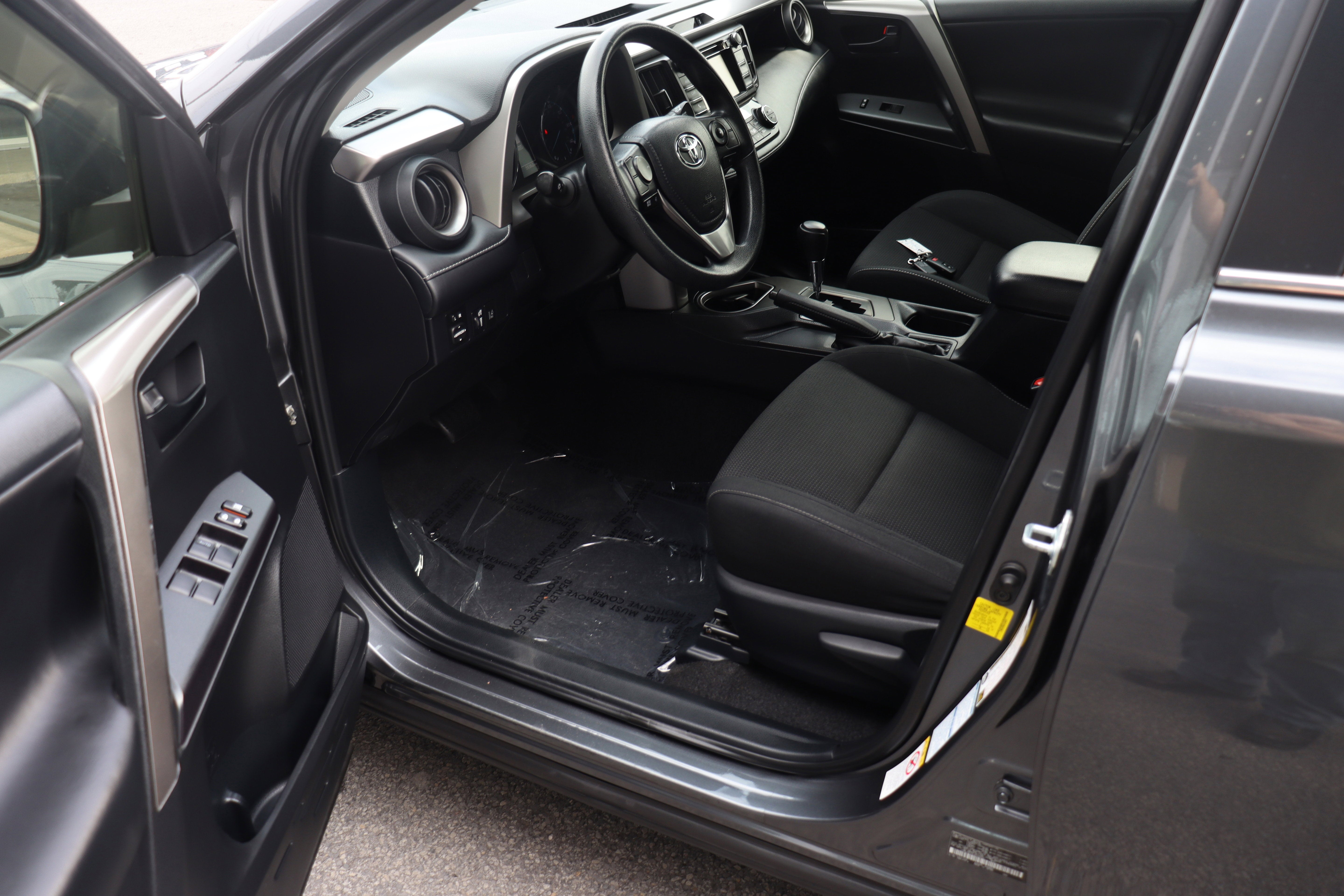 2018 Toyota RAV4 Hybrid LE Plus