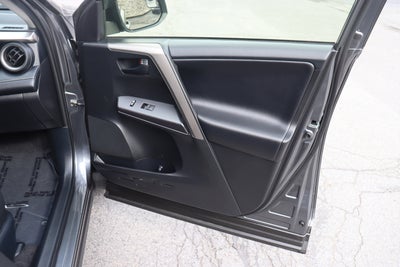 2018 Toyota RAV4 Hybrid LE Plus