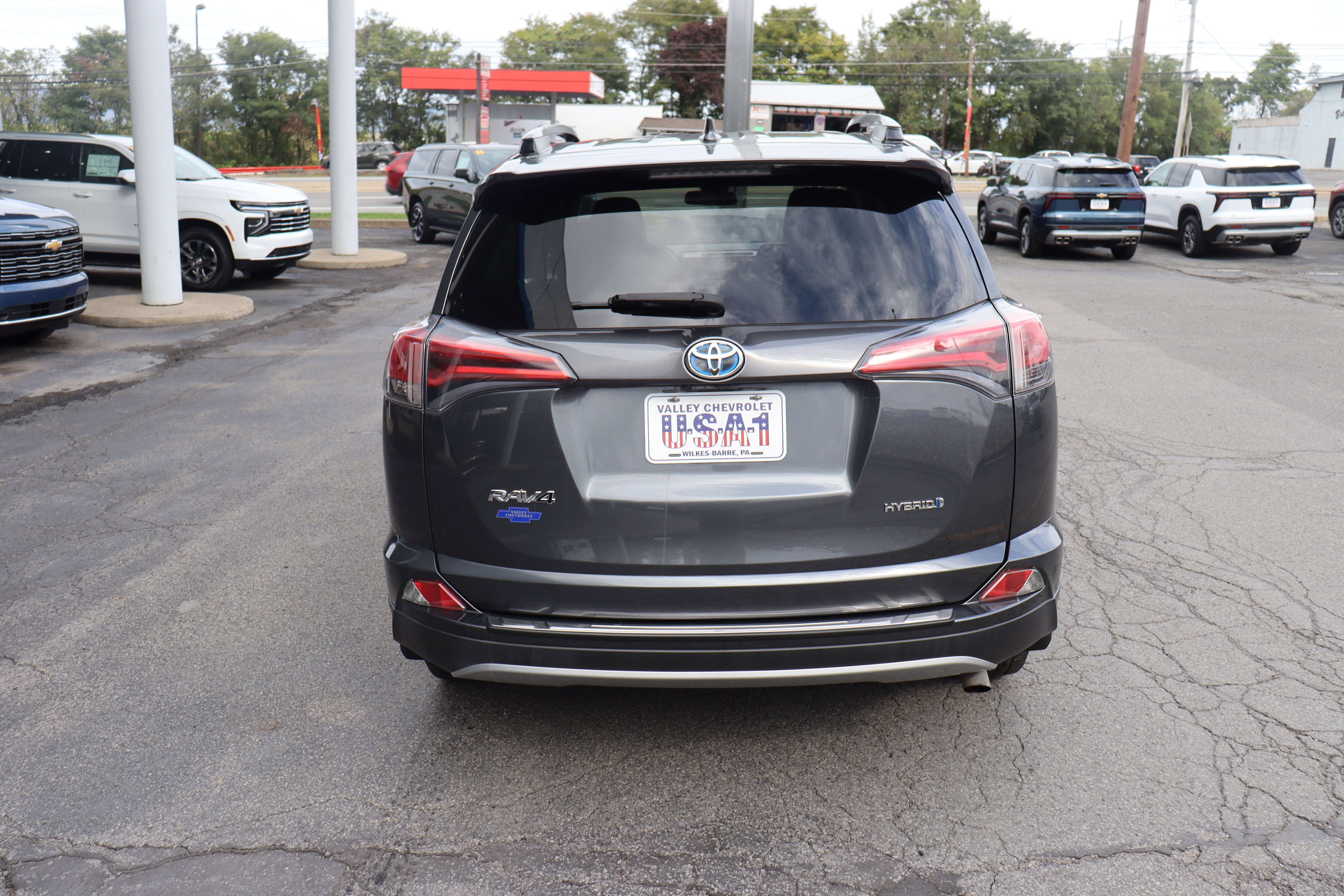 2018 Toyota RAV4 Hybrid LE Plus