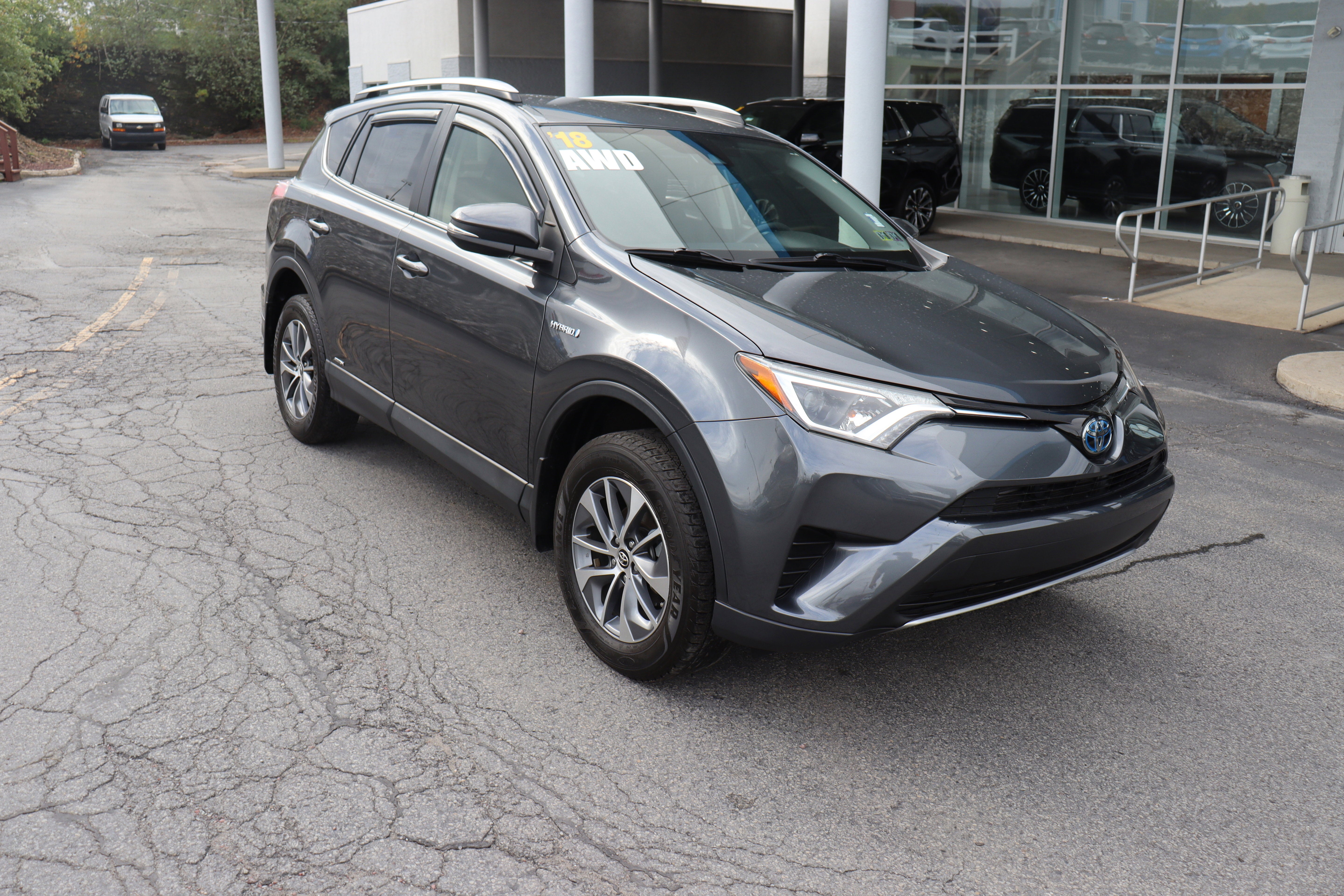 2018 Toyota RAV4 Hybrid LE Plus