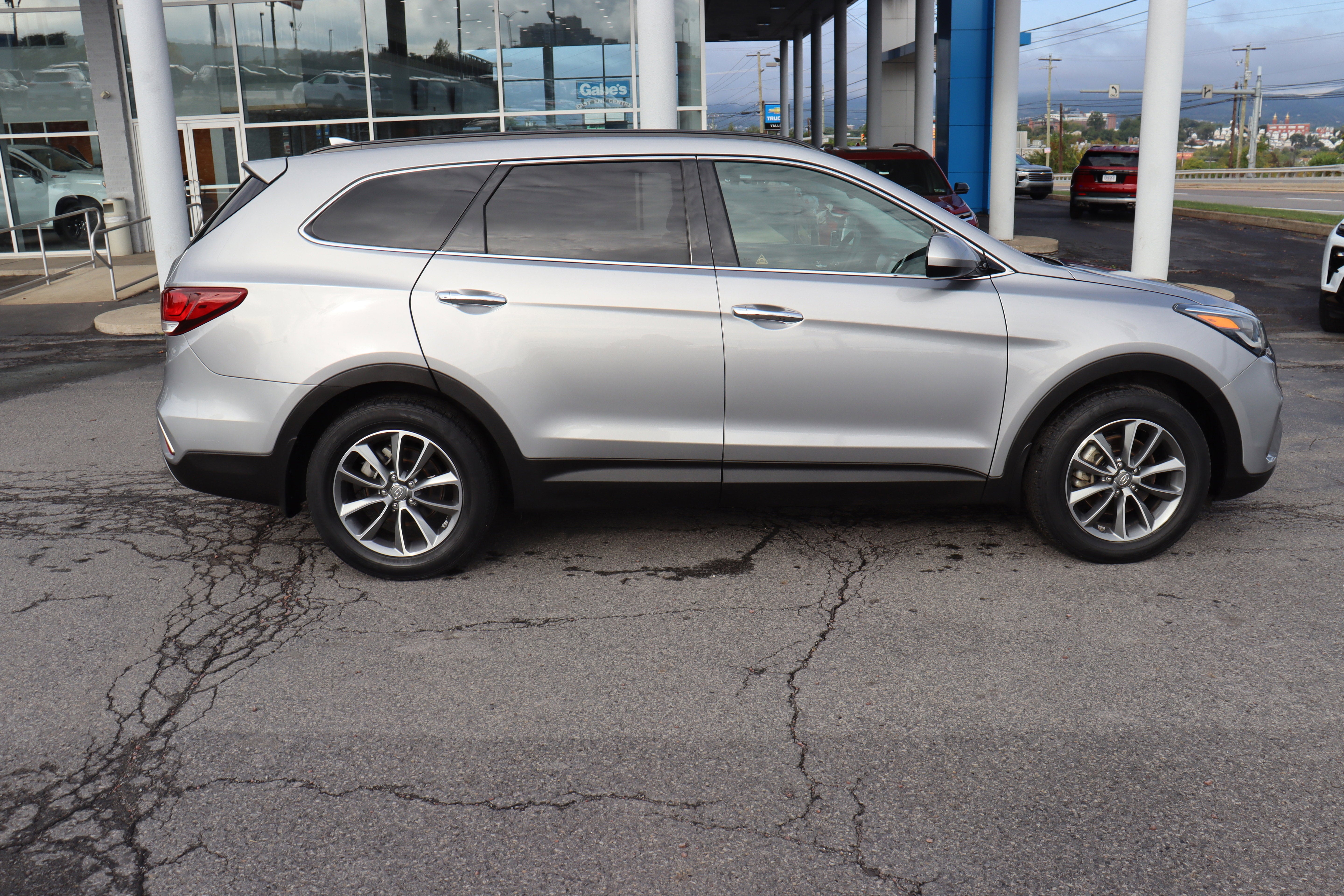 2018 Hyundai Santa Fe SE