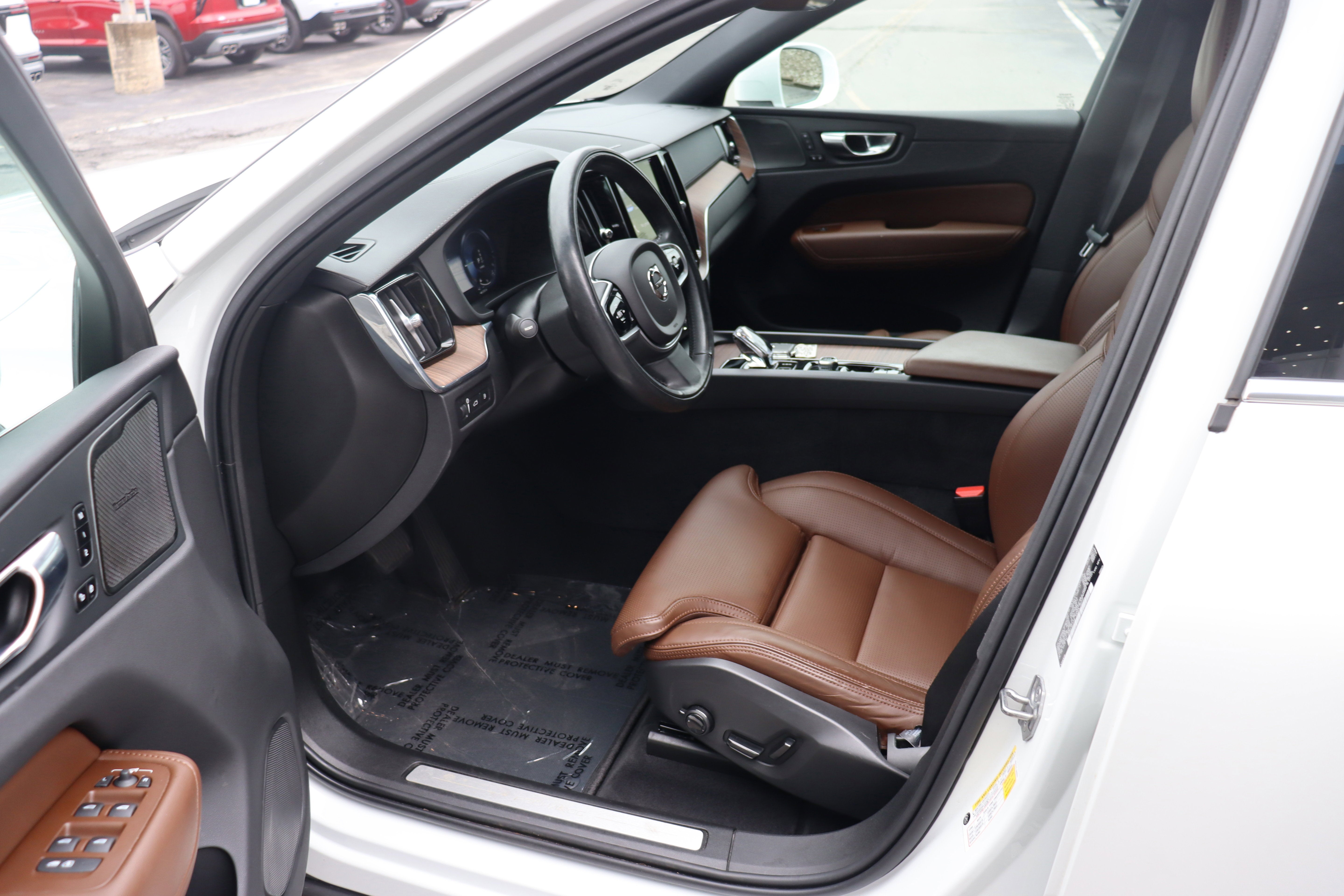 2021 Volvo XC60 Inscription Expression