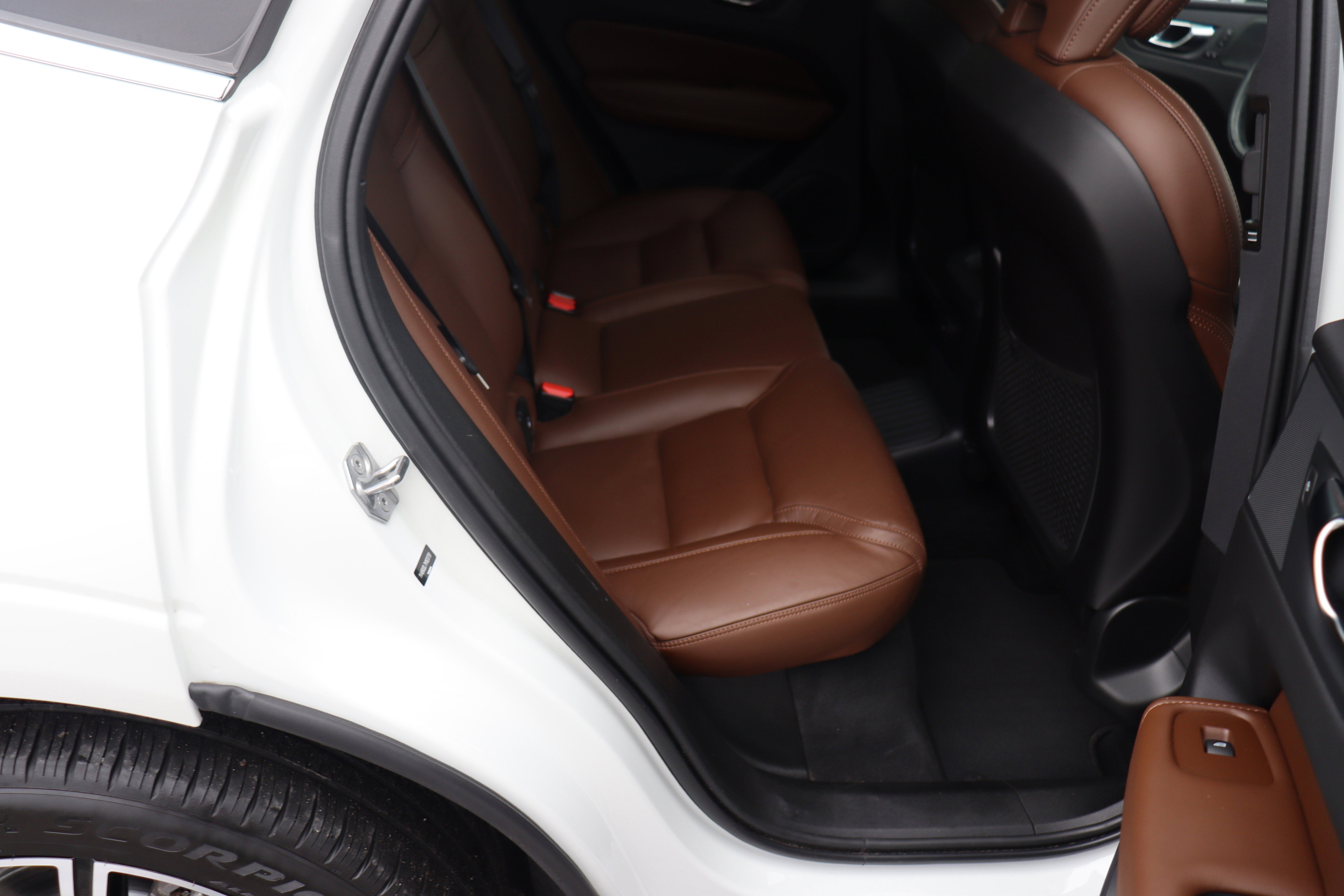 2021 Volvo XC60 Inscription Expression