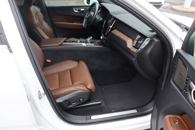 2021 Volvo XC60 Inscription Expression