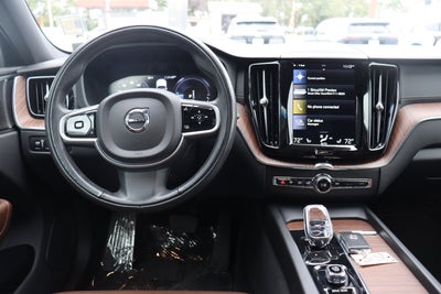 2021 Volvo XC60 Inscription Expression