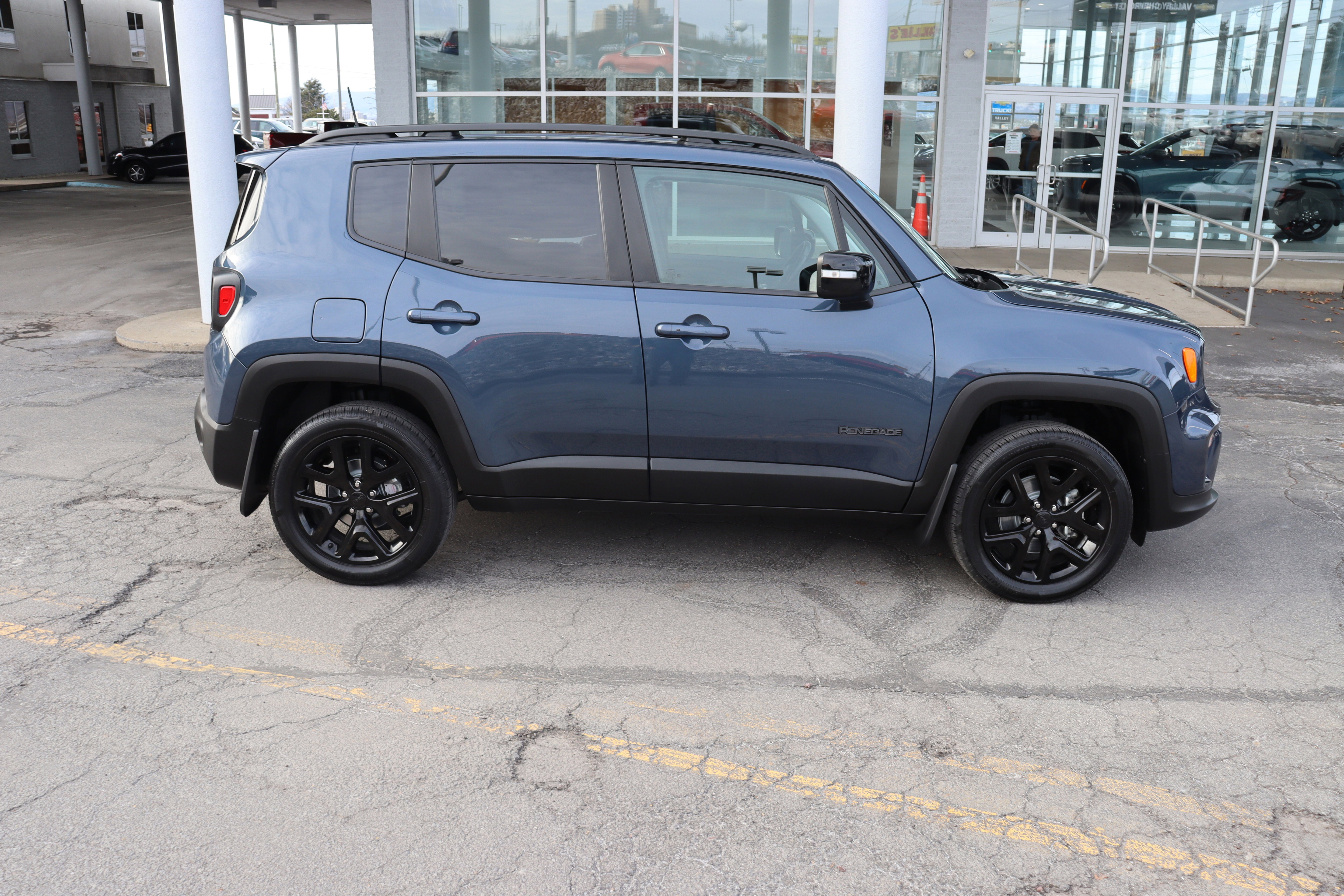 2023 Jeep Renegade Altitude